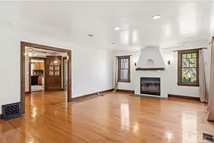 439 S Grand Oaks Ave, Pasadena, CA 91107 - Photo 2