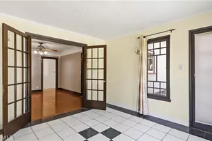 439 S Grand Oaks Ave, Pasadena, CA 91107 - Photo 20