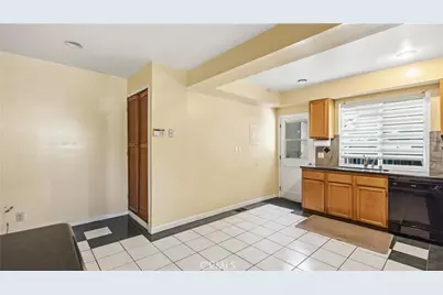 439 S Grand Oaks Ave, Pasadena, CA 91107 - Photo 22
