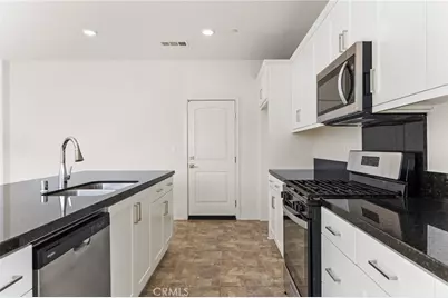 1820 Julie Drive, Riverside, CA 92504 - Photo 10