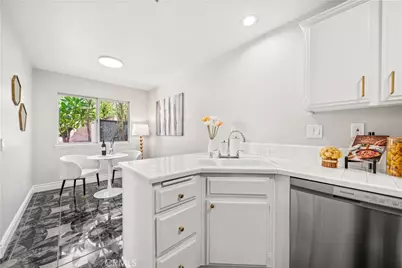 317 Somerset Court, Azusa, CA 91702 - Photo 16
