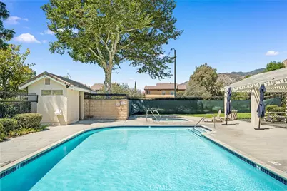317 Somerset Court, Azusa, CA 91702 - Photo 36