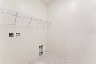 19794 Barnfield Pl, Riverside, CA 92507 - Photo 12