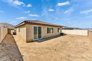 19794 Barnfield Pl, Riverside, CA 92507 - Photo 22