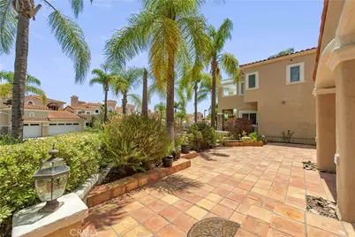 9 Avenida Daroca, Coto de Caza, CA 92679 - Photo 4