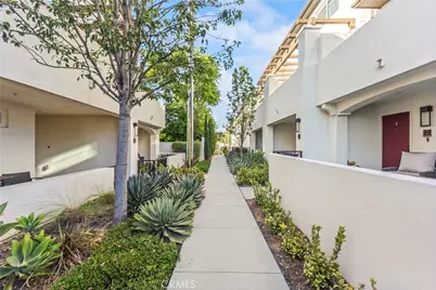 116 N 6th #B, Montebello, CA 90640 - Photo 28
