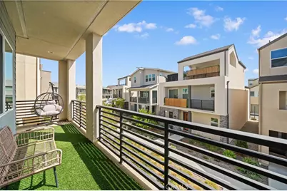 351 Baluster, Irvine, CA 92618 - Photo 12