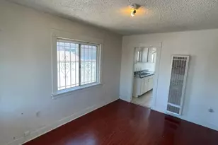 530 W Poplar, Compton, CA 90220 - Photo 6