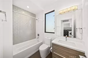 5151 W Redondo Ct, Los Angeles, CA 90019 - Photo 20