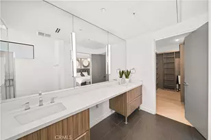 5151 W Redondo Ct, Los Angeles, CA 90019 - Photo 30