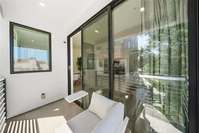 5151 W Redondo Court, Los Angeles, CA 90019 - Photo 12