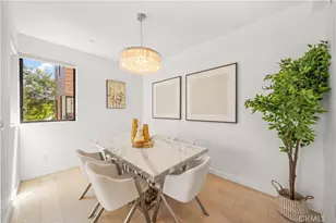 5151 W Redondo Ct, Los Angeles, CA 90019 - Photo 10