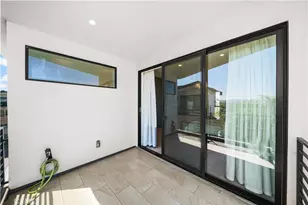5151 W Redondo Ct, Los Angeles, CA 90019 - Photo 34