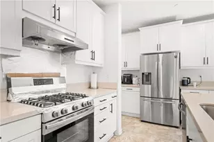 5564 Valencia, Montclair, CA 91762 - Photo 14