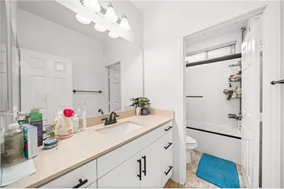 5564 Valencia, Montclair, CA 91762 - Photo 26