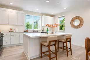 111 Episode, Irvine, CA 92618 - Photo 4