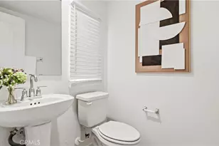 111 Episode, Irvine, CA 92618 - Photo 32
