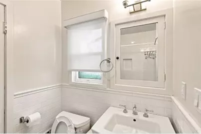 438 W Duarte, Monrovia, CA 91016 - Photo 18