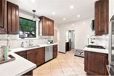 438 W Duarte, Monrovia, CA 91016 - Photo 8