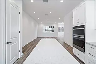 127 Culture, Irvine, CA 92618 - Photo 14
