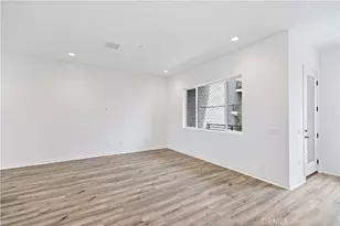 127 Culture, Irvine, CA 92618 - Photo 6