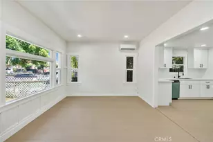 1020 W 70th St, Los Angeles, CA 90044 - Photo 4