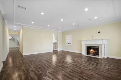 1025 E San Jose Ave, Burbank, CA 91501 - Photo 2