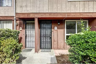 7300 Lennox Avenue #C7, Van Nuys, CA 91405 - Photo 1
