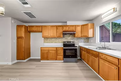 7300 Lennox Avenue #C7, Van Nuys, CA 91405 - Photo 12