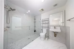 2939 Leeward, Los Angeles, CA 90005 - Photo 12