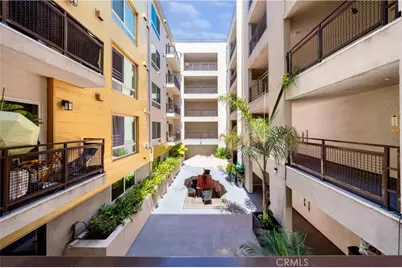 2939 Leeward #305, Los Angeles, CA 90005 - Photo 14
