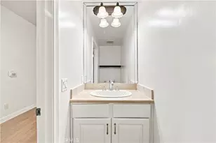 8555 Cashio St Apt 101 Los Angeles Ca 90035, Los Angeles, CA 90035 - Photo 18