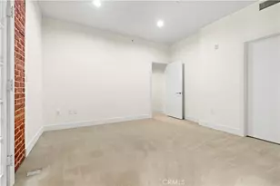 139 S Los Robles, Pasadena, CA 91101 - Photo 8