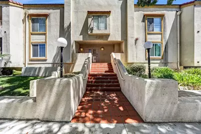 430 N Holliston #104, Pasadena, CA 91106 - Photo 1