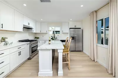 820 E Cameron Avenue, West Covina, CA 91790 - Photo 32