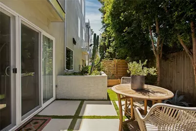 1351 Seward St, Los Angeles, CA 90028 - Photo 36