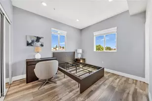 4103 S Normandie Ave, Los Angeles, CA 90037 - Photo 12