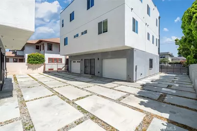 4103 S Normandie Avenue, Los Angeles, CA 90037 - Photo 4