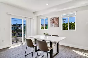 4103 S Normandie Ave, Los Angeles, CA 90037 - Photo 24