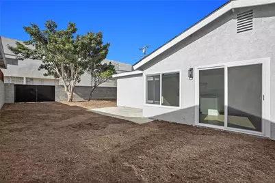 543 E Lincoln Street, Carson, CA 90745 - Photo 8