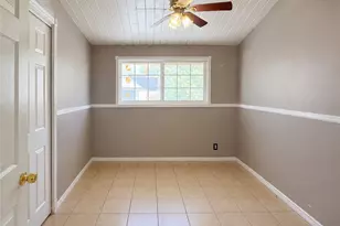 945 E 5th St, Ontario, CA 91764 - Photo 12
