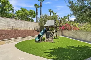 13256 Eaglebluff Ln, Eastvale, CA 92880 - Photo 26