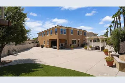 13256 Eaglebluff Lane, Eastvale, CA 92880 - Photo 24