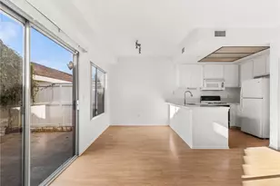 194 Greenmoor, Irvine, CA 92614 - Photo 8