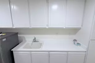 6879 Red Cardinal Ct, Corona, CA 92880 - Photo 18