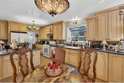 2136 S El Molino, San Marino, CA 91108 - Photo 18