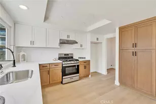 595 W 13th St, San Pedro, CA 90731 - Photo 8