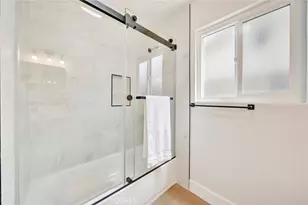 595 W 13th St, San Pedro, CA 90731 - Photo 14