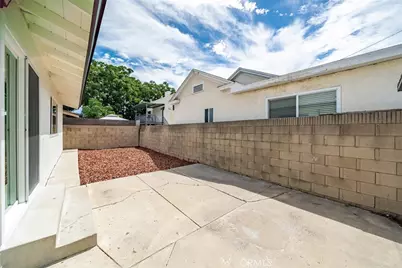 595 W 13th Street, San Pedro, CA 90731 - Photo 20