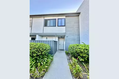 11311 Tampa Avenue #31, Porter Ranch, CA 91326 - Photo 2